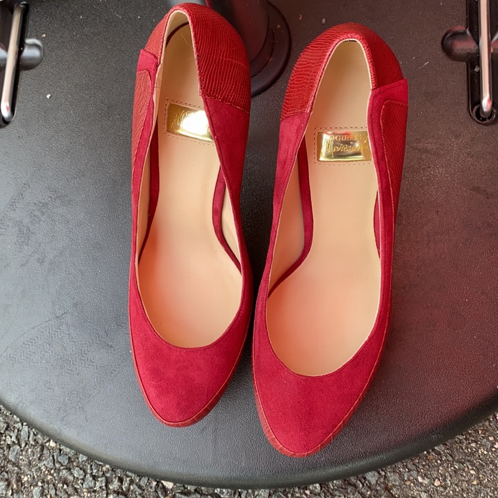 Shoes - Picture 4 of 4